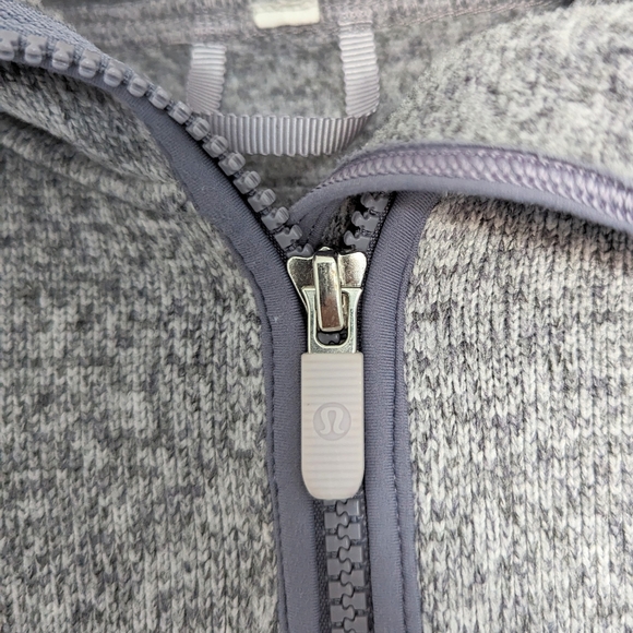Lululemon Fleece & Thank You Pullover Heathered Silver Lilac Size 4 - Picture 3 of 4
